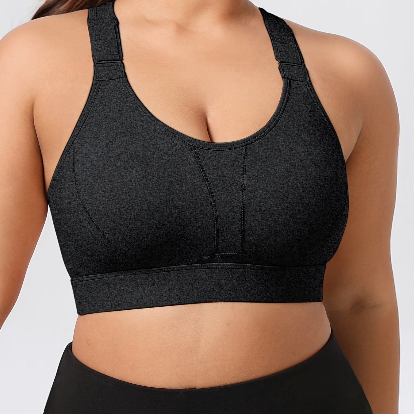 Plus Size Women's Breathable Zipper Yoga Sports Bra Black Activewear Top