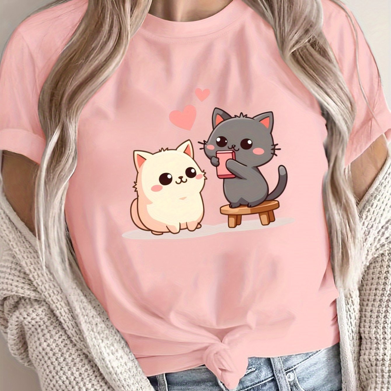 Women's Oversized Polyester T-Shirt with Cat and Heart Graphics, Casual Comfortable Fit