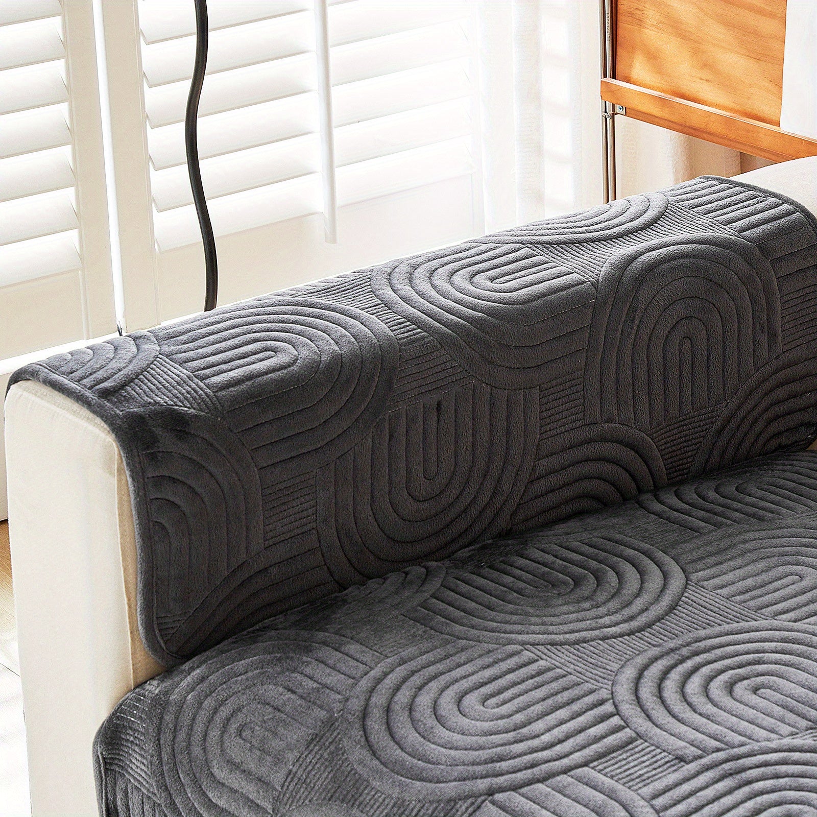 Чехол на мебель из молочного бархата с шерпой, противоскользящий, для защиты мебели, подходит для домашних животных