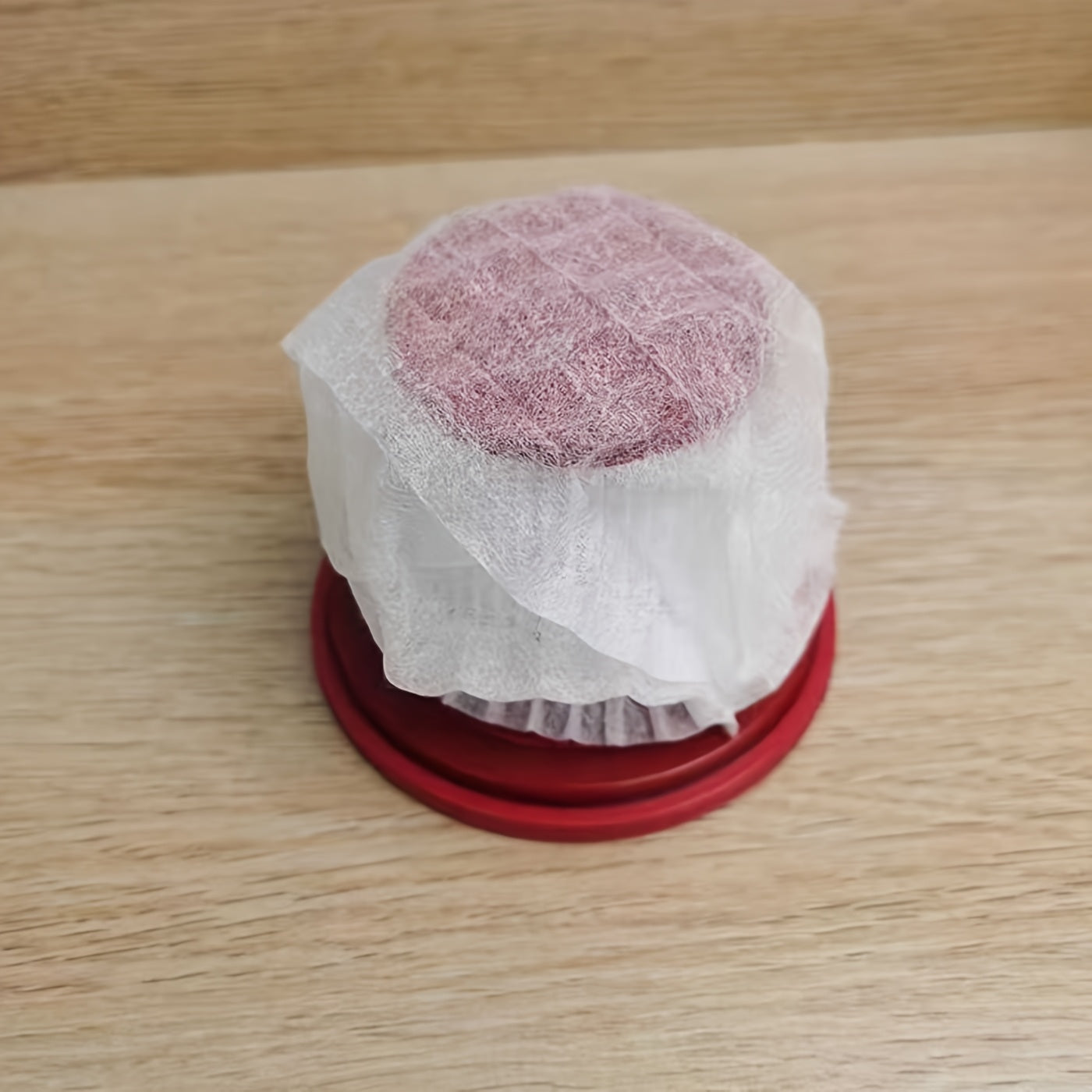 Фильтры для пылесосов в наборах по 1, 10 или 50 помогают удалять мусор во время уборки, обеспечивая бесперебойную работу вашего устройства.