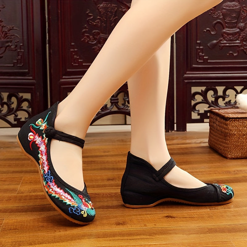 Women's Embroidered Canvas Footwear with Traditional Chinese Phoenix Design for Casual Spring and Summer