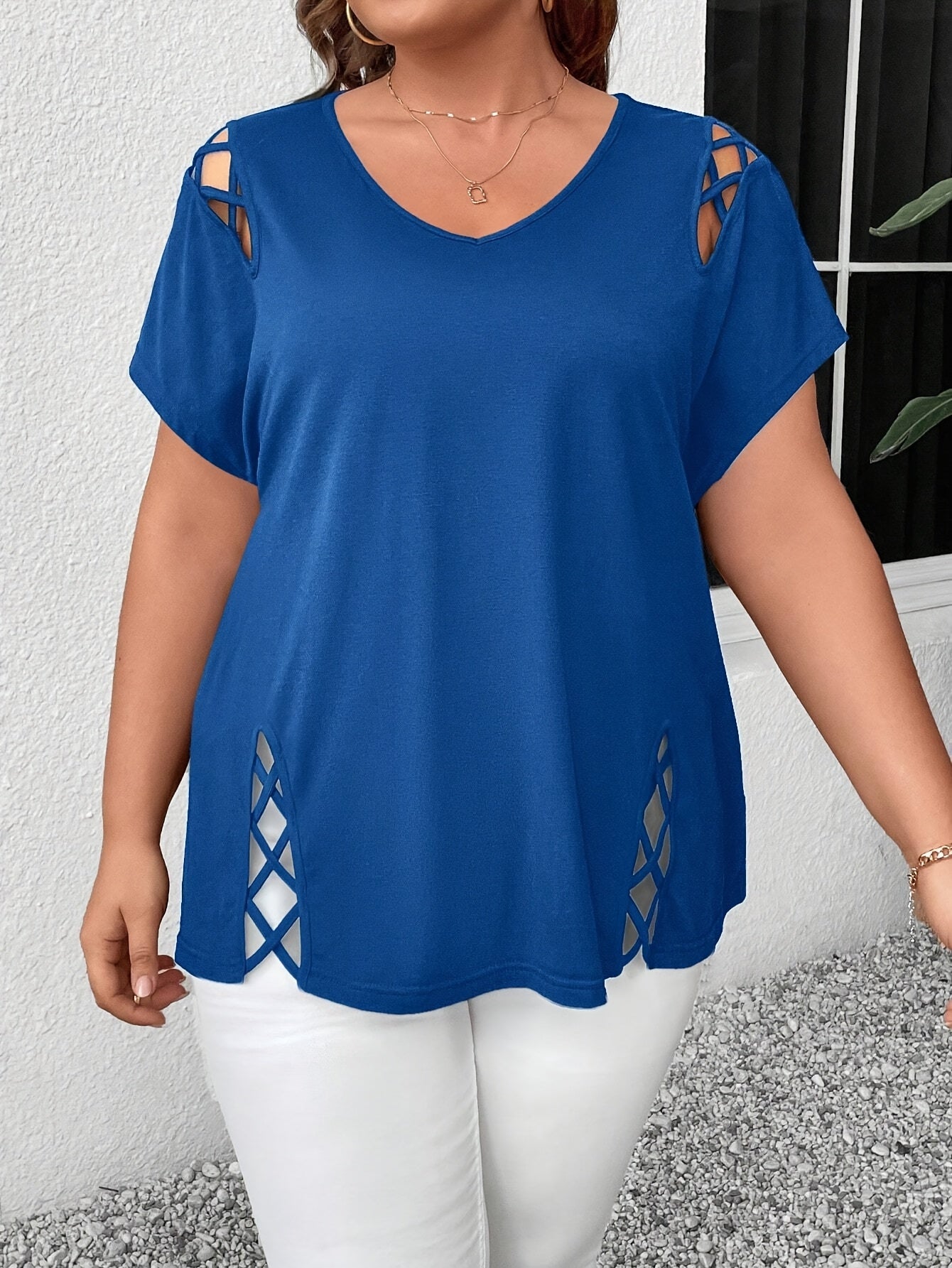 Plus Size Women's V-Neck Top with Crisscross Detail and Medium Stretch Fabric