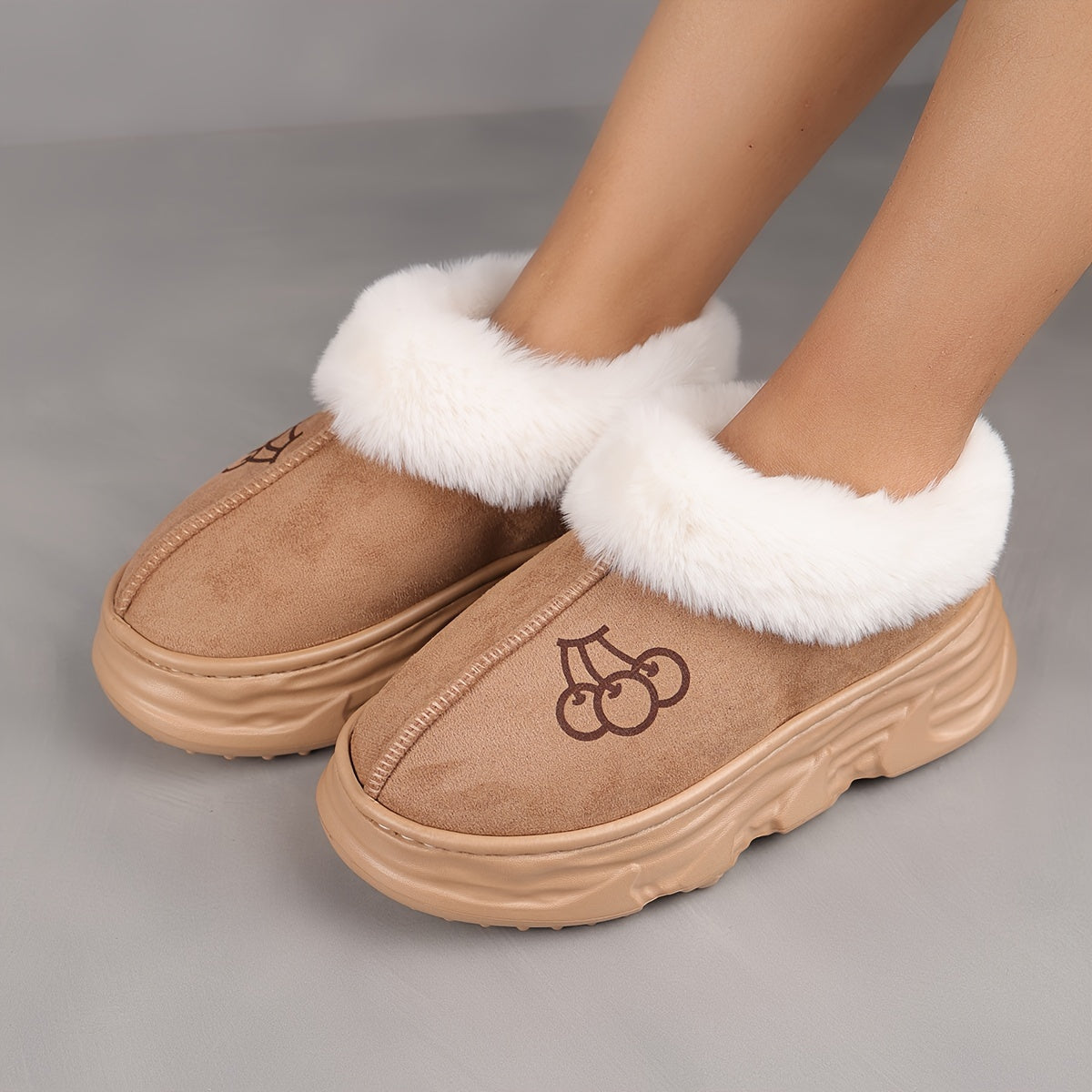 Unisex Warm Short Snow Boots with 6cm Thick Soles in Black and White