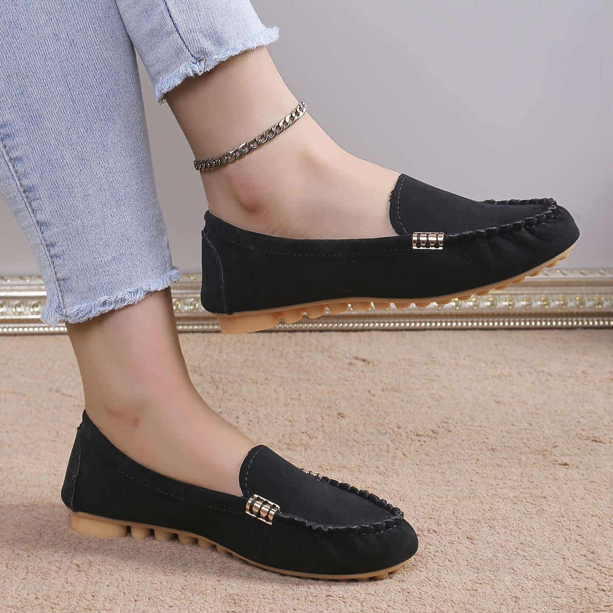 Women's Casual Flat Shoes Lightweight Slip-On Plain Toe
