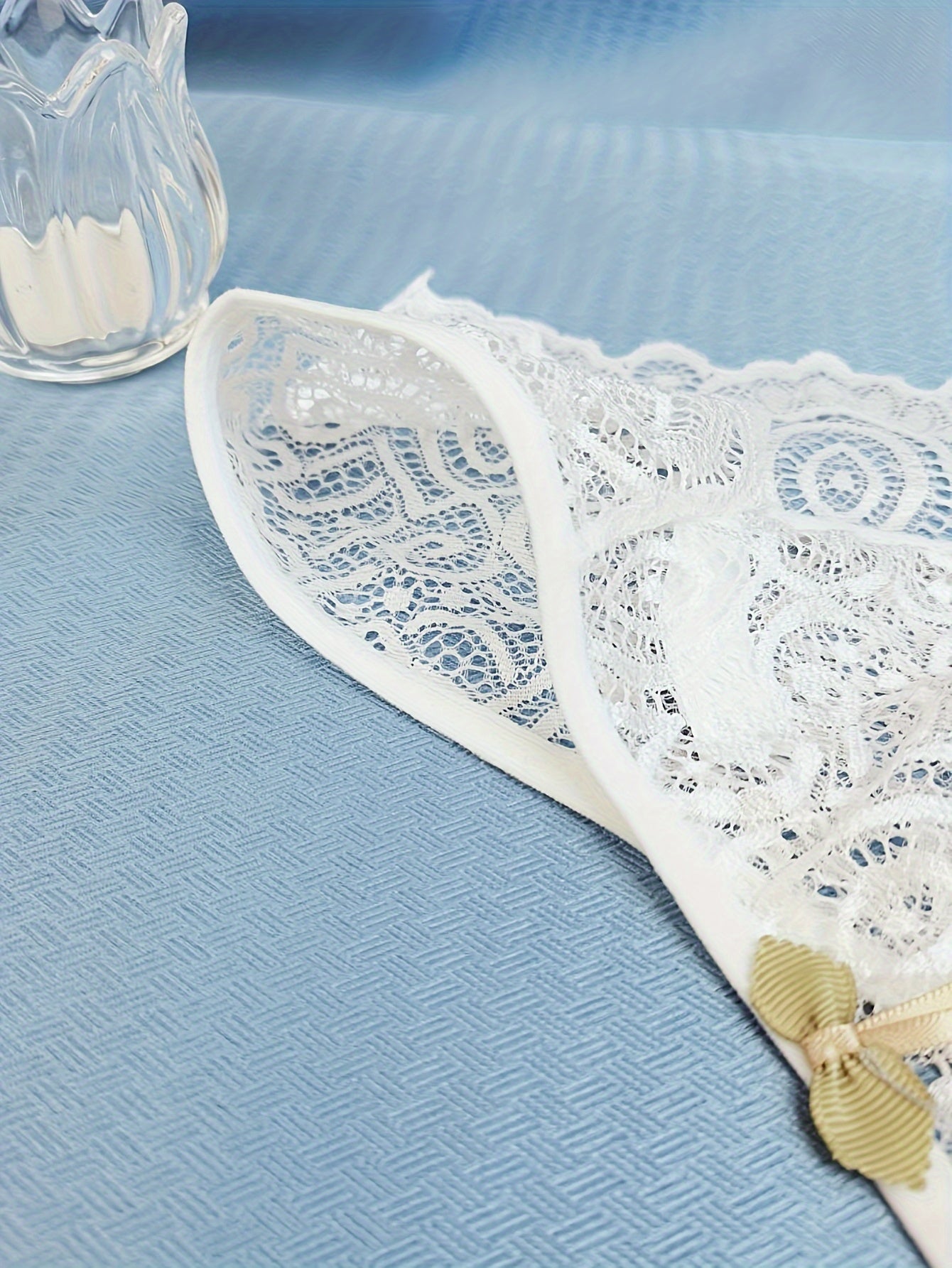 Women's Low Waist Floral Lace Panties Semi-Sheer Breathable Cut-Out Briefs