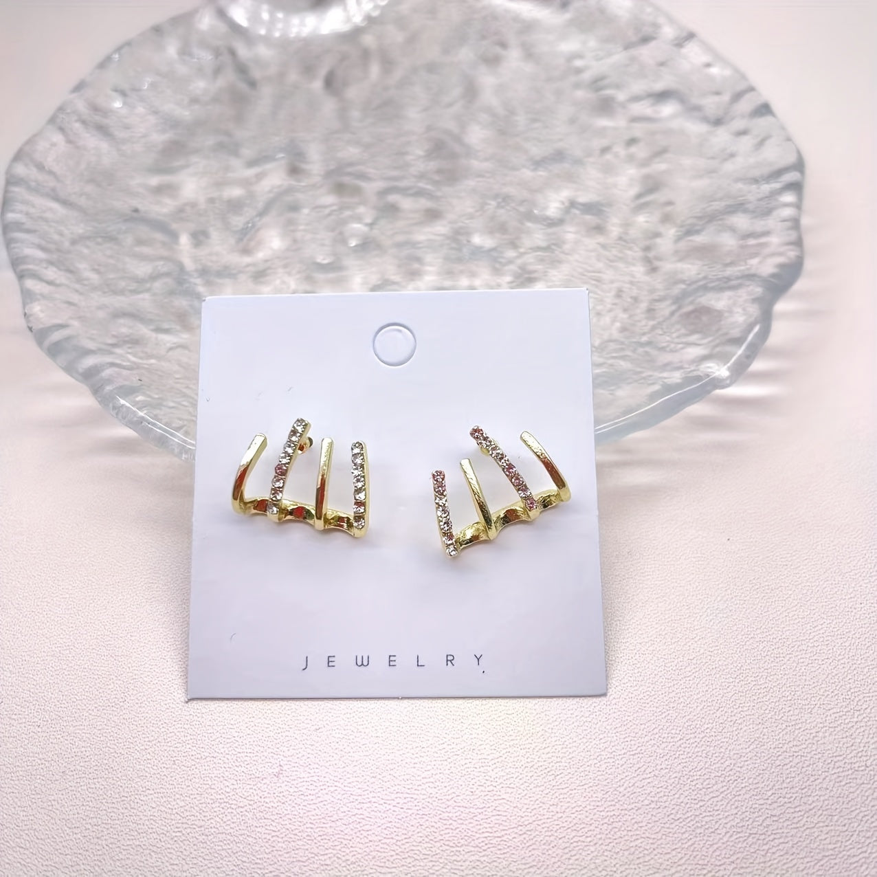 Ayollar uchun rhinestone taqinchoq, oddiy va nafis sovg‘a to‘plami