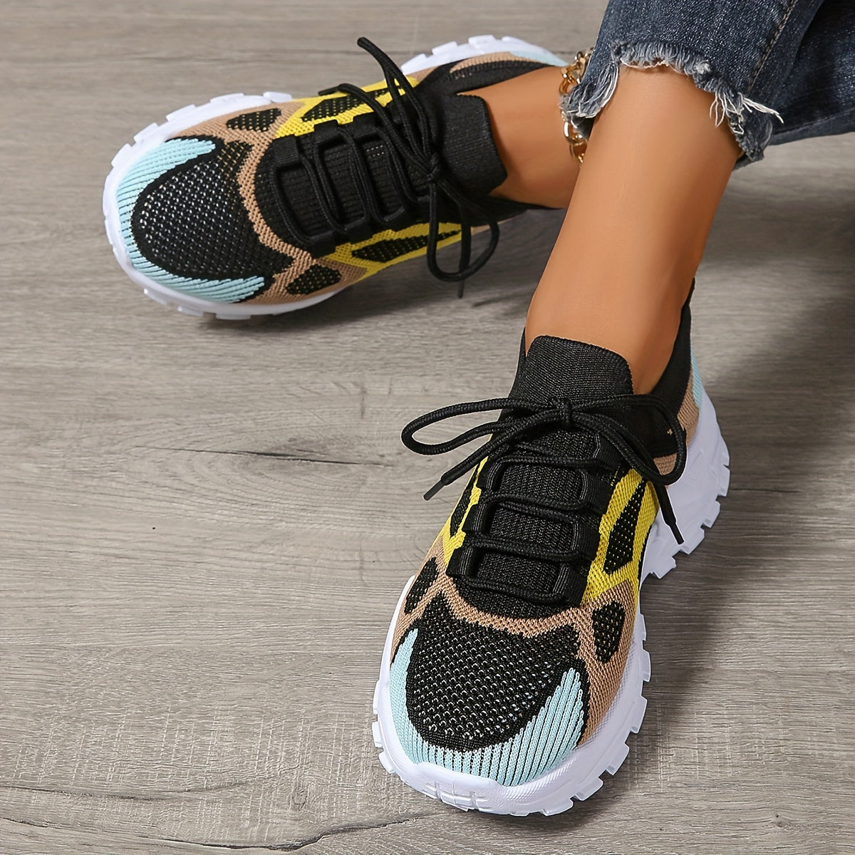 Women's Mesh Sneakers Breathable Low-Top Casual Shoes Black Pink Accents