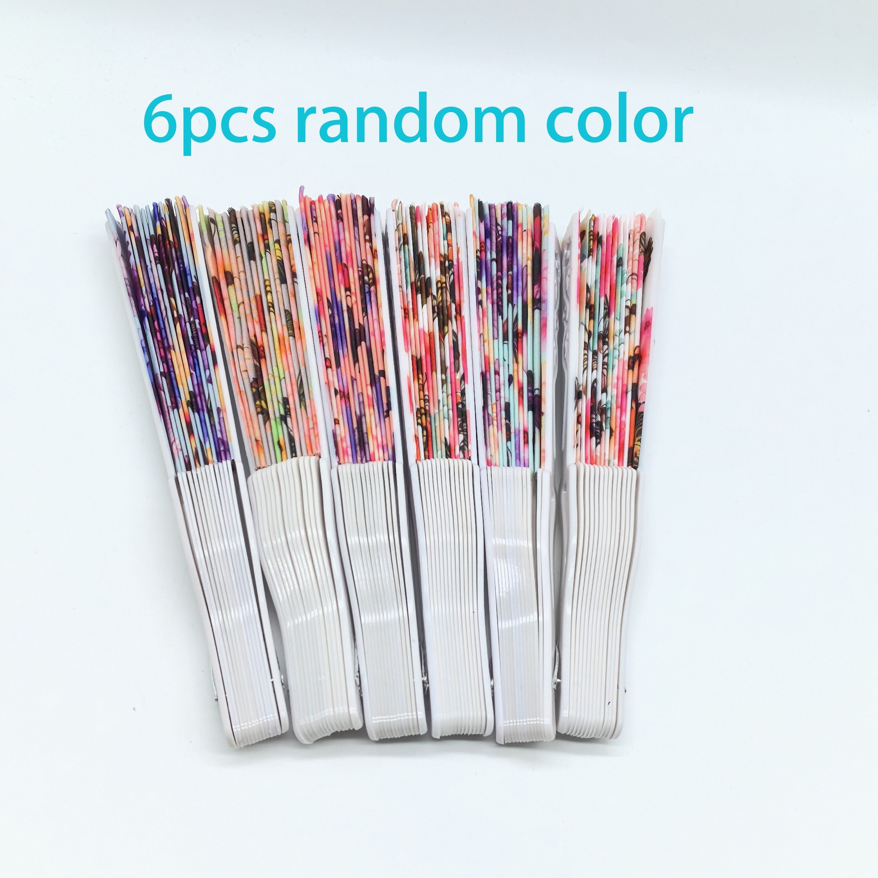 6 yoki 12 ta nozik kapalak va gullar dizayni bilan bezatilgan elegant qog'oz fanatlarni qo'lga oling. Sifatli linen materialdan tayyorlangan bu qo'l fanatlari fotosessiyalar uchun va yozda qulay bo'lish uchun juda mos keladi.