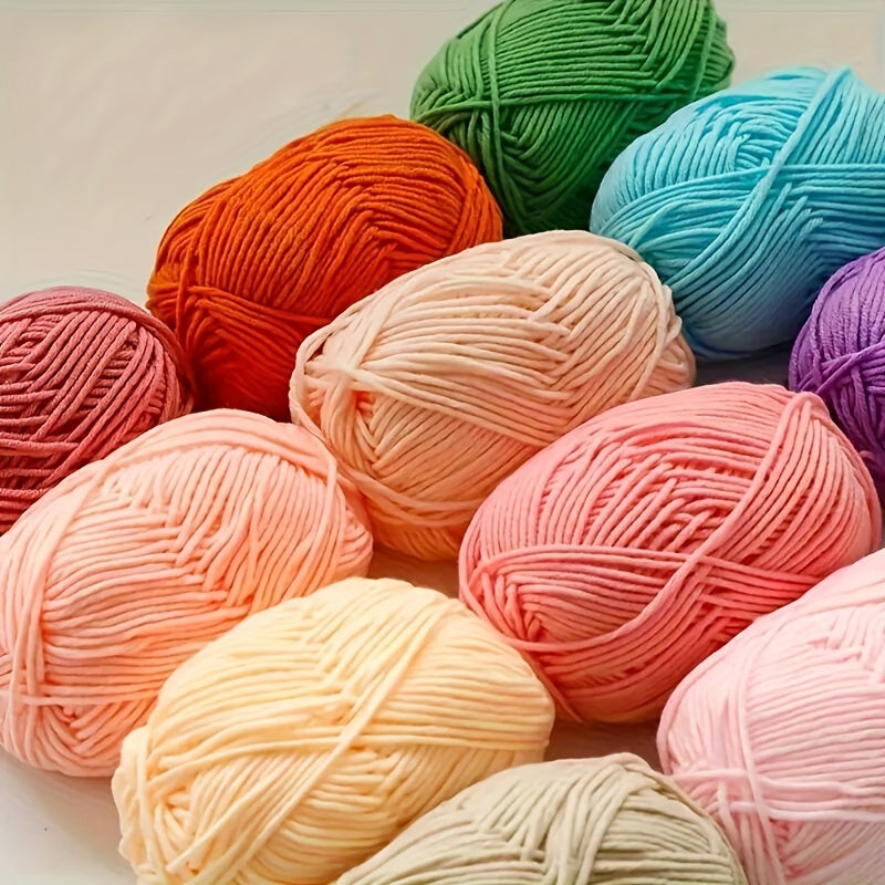 Multicolored Milk Yarn 4-Ply Knitting Yarn for Scarves and Hats 2.5mm 76.5 Yards