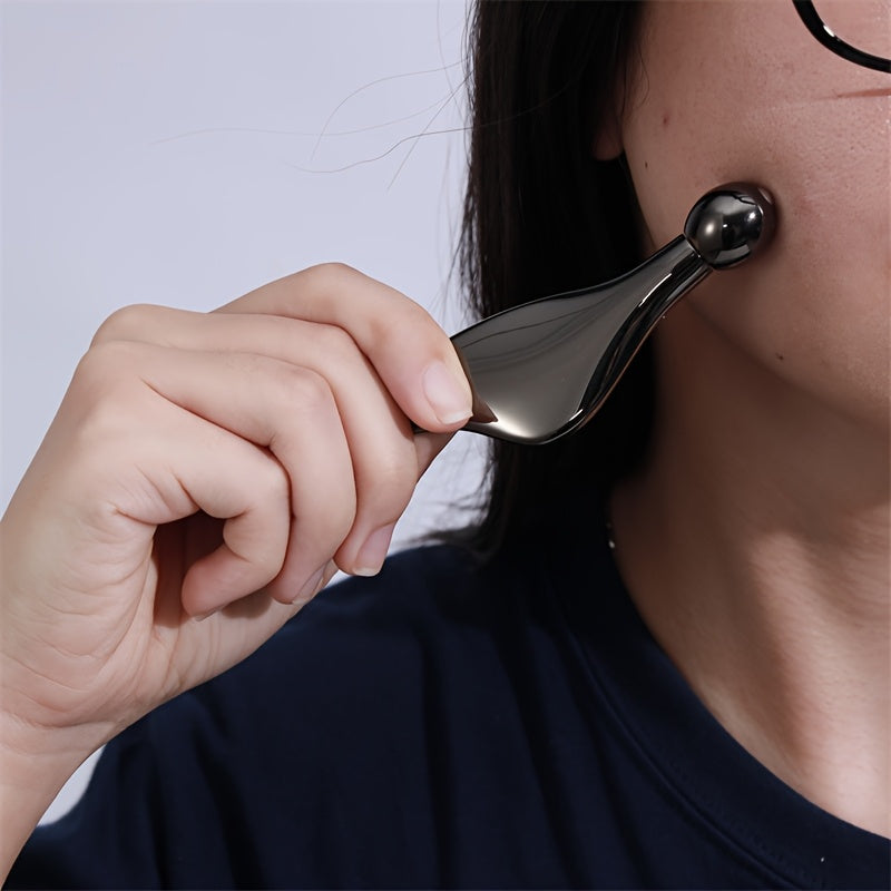 Metall yuz asboblari, jumladan, baliq boshini qirqish plitkasi, ko'z kremi to'p tayoqchasi, yuzni ko'tarish va siqish uchun kichik delfin metall qirqish plitkasi