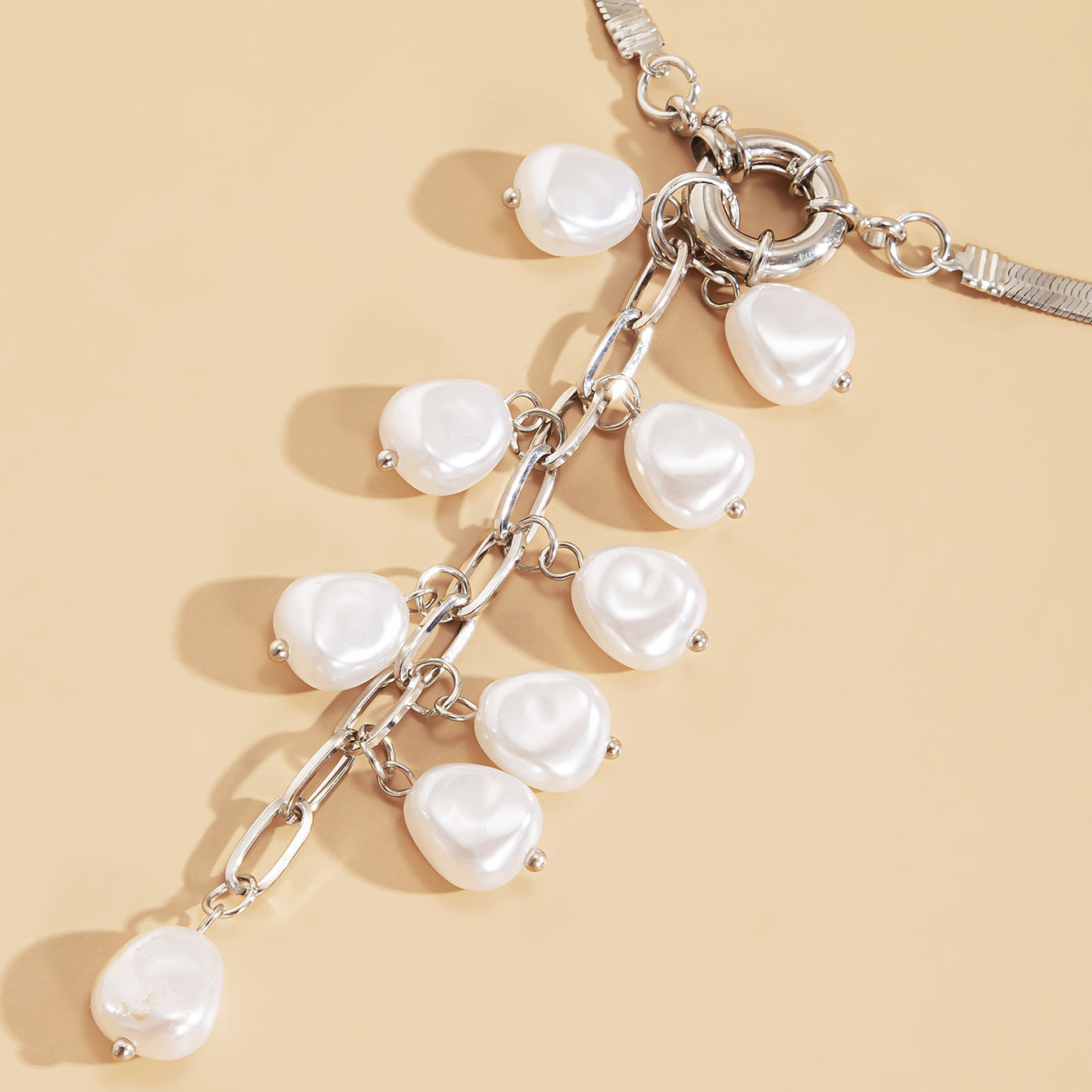 Кулон-ожерелье с кисточкой из искусственного жемчуга в винтажном стиле для женщин - Элегантная плоская змейка с камнем рождения декабря