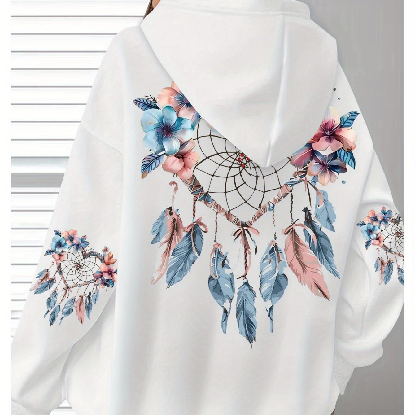 Толстовка женская с цветочным принтом, длинные рукава, черная с карманами, размер плюс