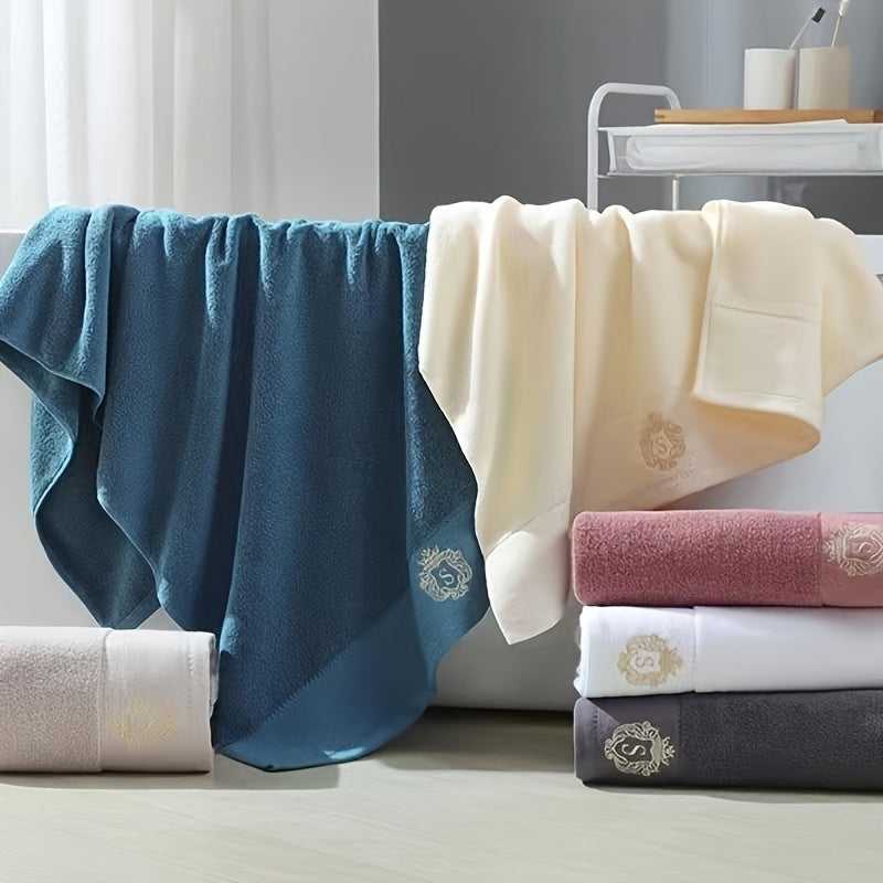 Cotton Bath Towels with Crown Embroidery 380 GSM Knit Fabric