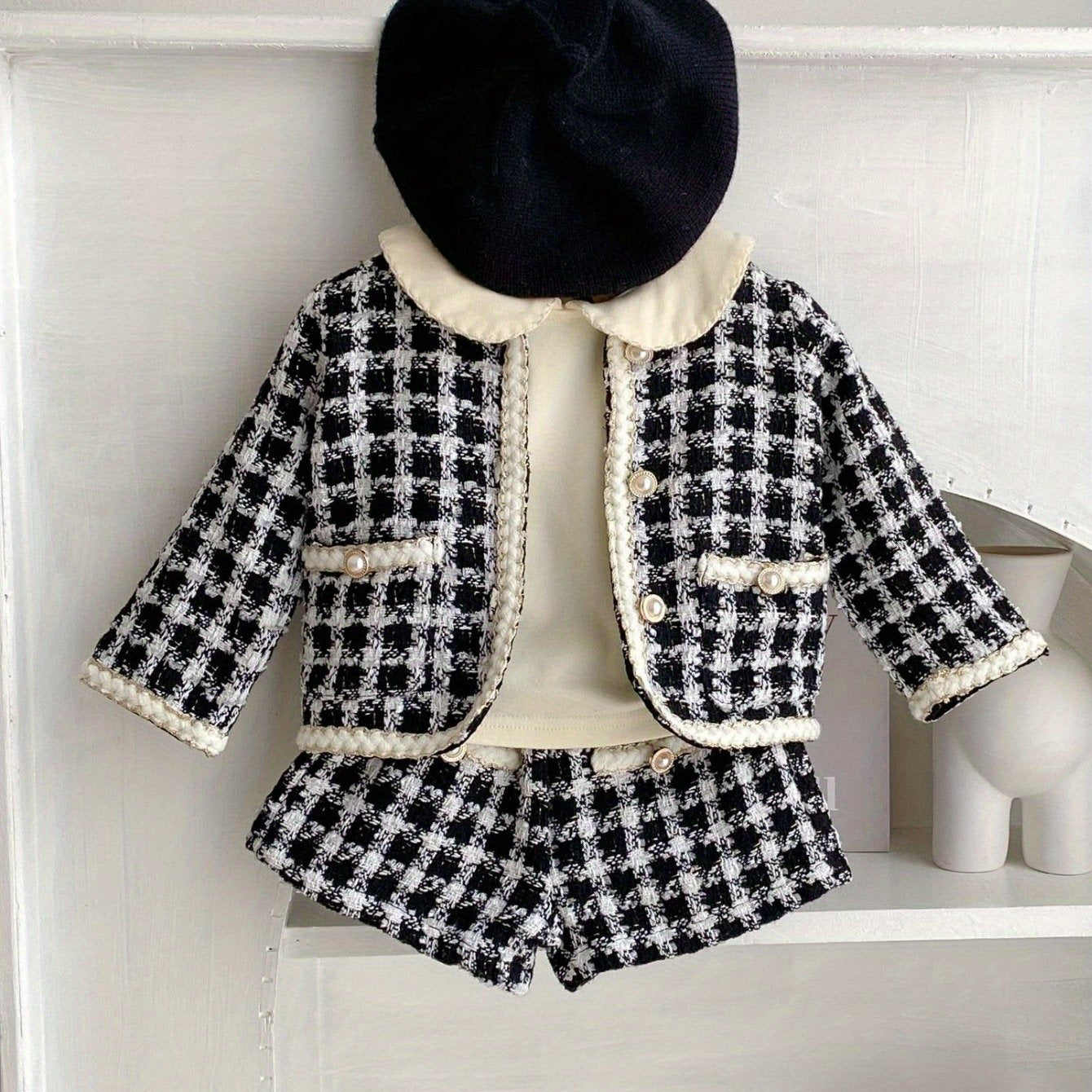 Children's Two-Piece Outfit with Checkered Shirt Jacket and Shorts for Spring and Autumn