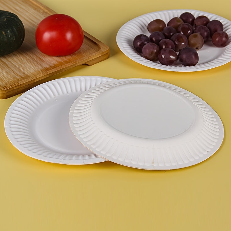 Disposable Paper Plates Set of 50, 15-22cm, Compostable, Leak-Proof for Snacks and Holidays