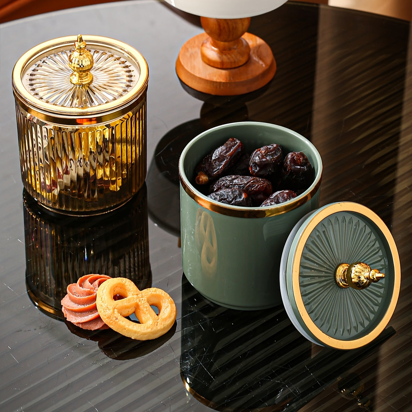 Airtight Round Storage Jar for Dried Fruits and Spices - Reusable Nordic-Inspired Container