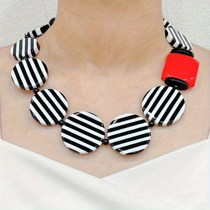 Striped Resin Choker Necklace for Women Casual Fashion Jewelry for Daily Wear