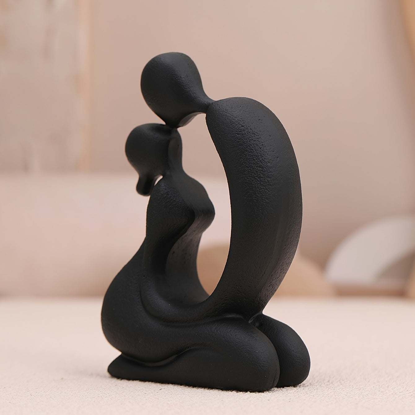 Abstract Resin Couple Sculpture for Indoor Outdoor Decor