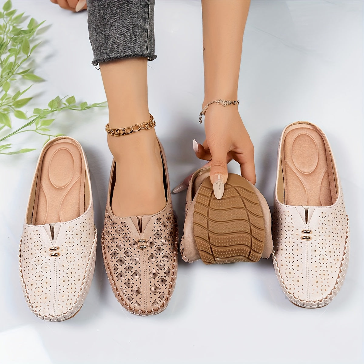 Women’s Summer Mules Lightweight Breathable PU Stylish Flat Shoes