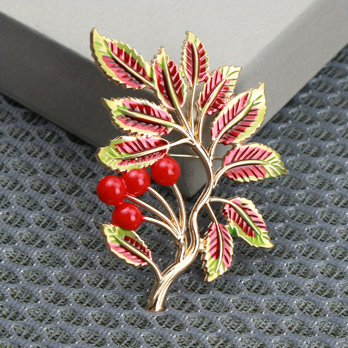 Vintage Yiqilayotgan barglar broshyasi emal alloy bargi kiyimlar uchun sumkalar poyabzal uchun zargarlik buyumlari