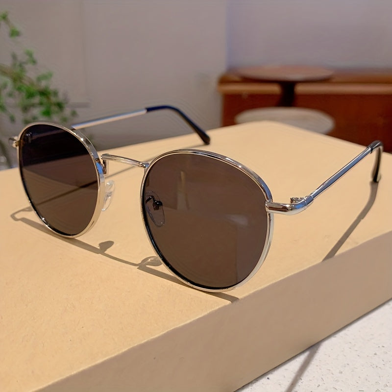 Vintage uslubdagi dumaloq metall quyoshdan himoyalovchi ko‘zoynaklar erkaklar va ayollar uchun haydash, plyaj, yozgi sayohat