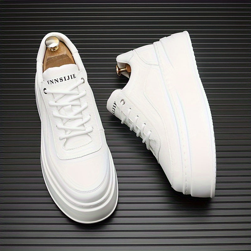 Erkaklar uchun oq platforma krossovkalari, yumshoq, nafas oladigan, qalin taglik, bog'ichli dizayn, dumaloq barmoq, kauchuk taglik, PVC ichki taglik, tasodifiy kiyim uchun ideal.