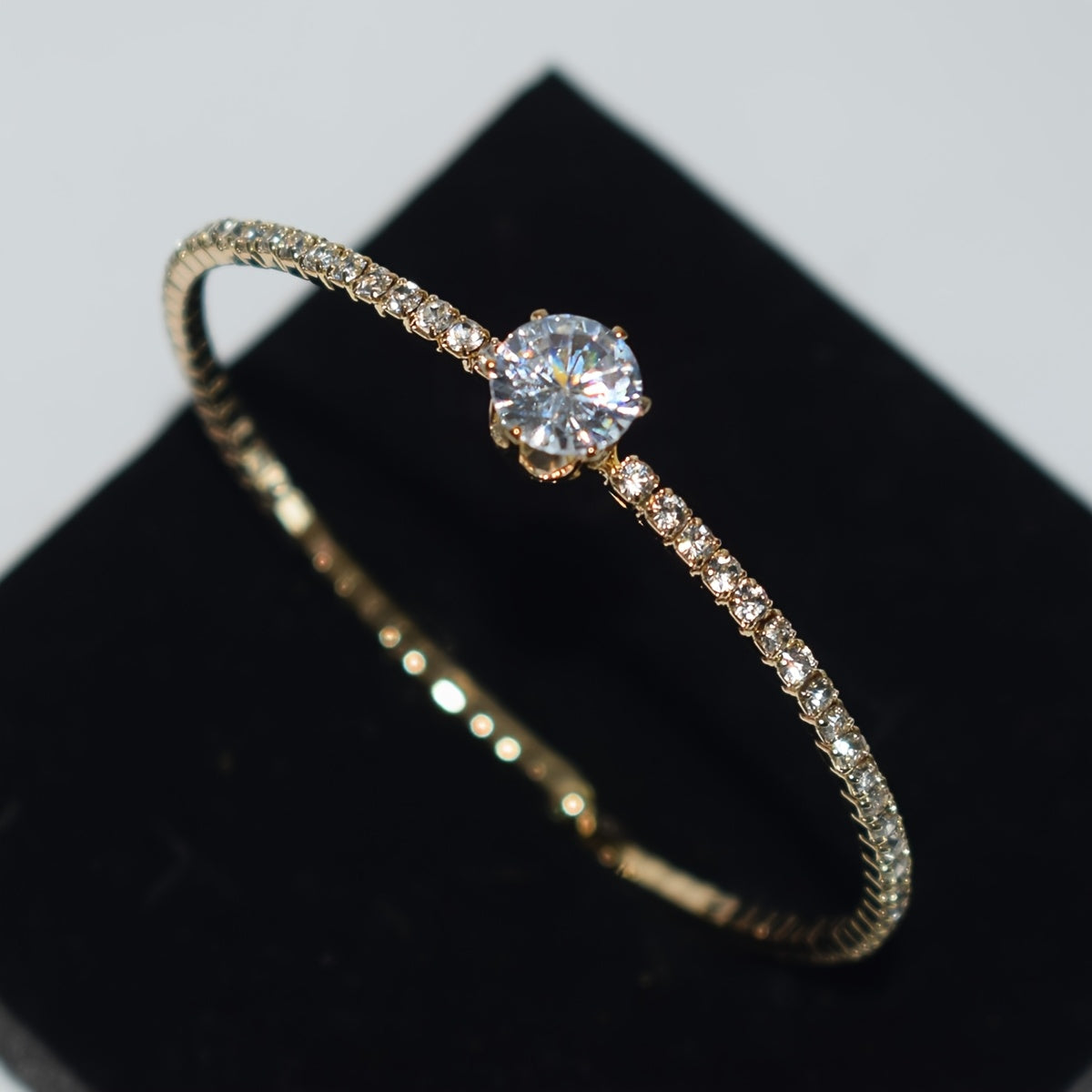 Silvery-Plated Cubic Zirconia Bracelet for Weddings and Daily Glam