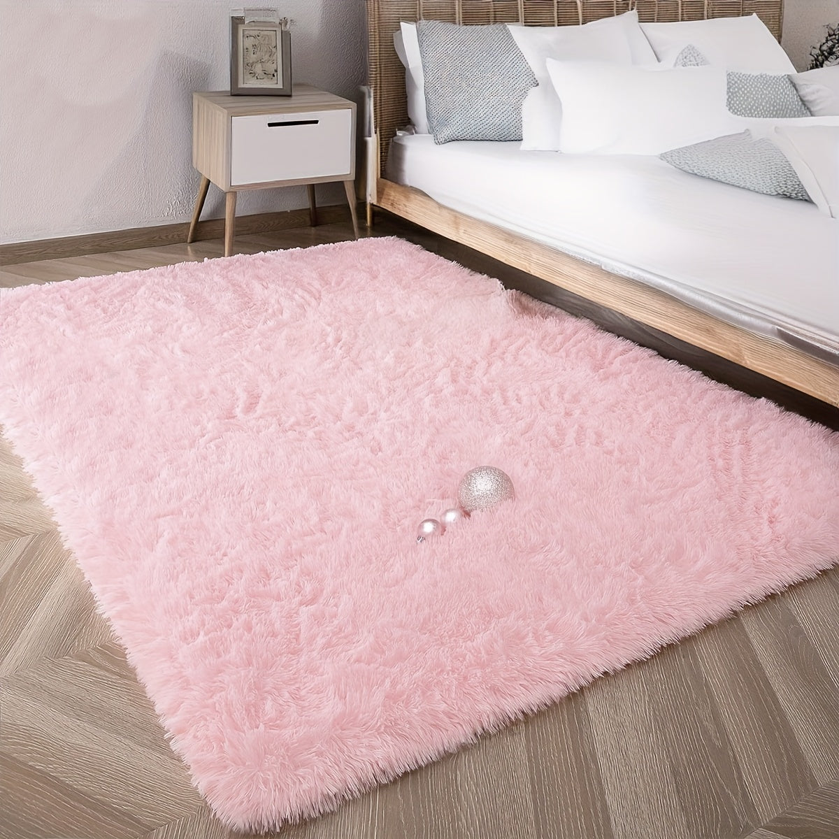 Soft Fluffy Shag Area Rug for Living Room or Bedroom Non-Slip Machine Washable