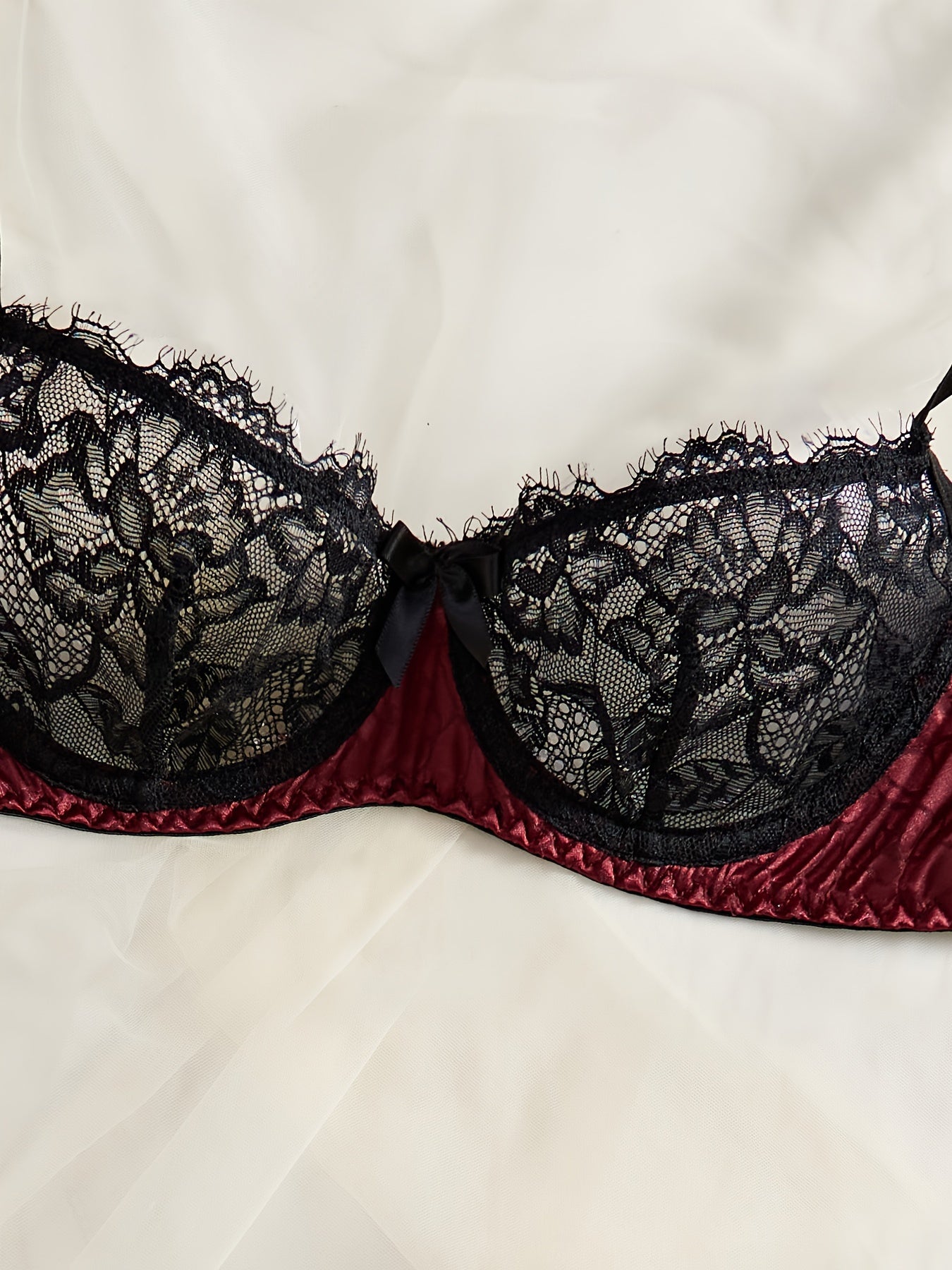 Women's Seductive Lace Lingerie Set with Adjustable Straps