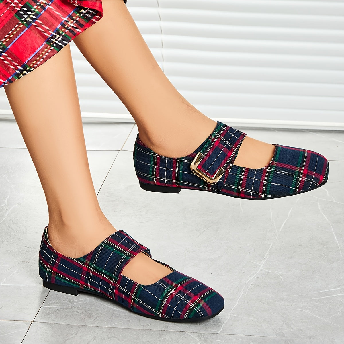 Women Red Plaid Flat Shoes with Strap for All Seasons