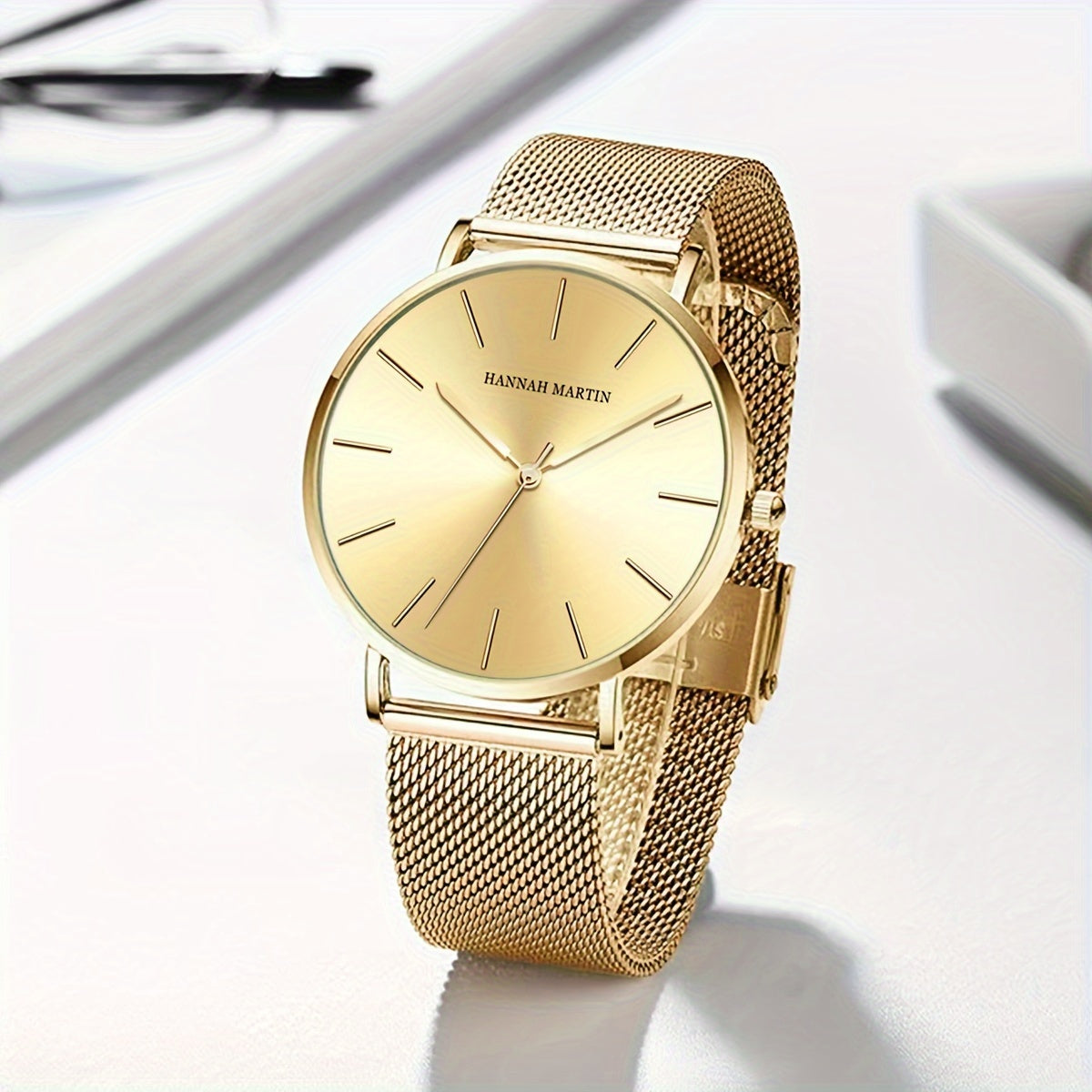 Women's Light Luxury Watch with Elegant Design and Precise Movement