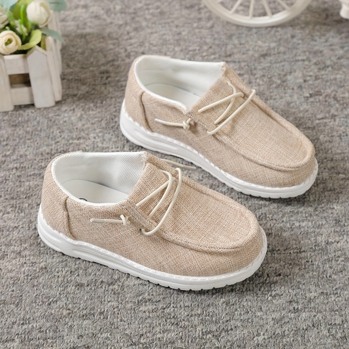 Boys Casual Low Top Canvas Shoes Breathable Lightweight All-Season Sneakers