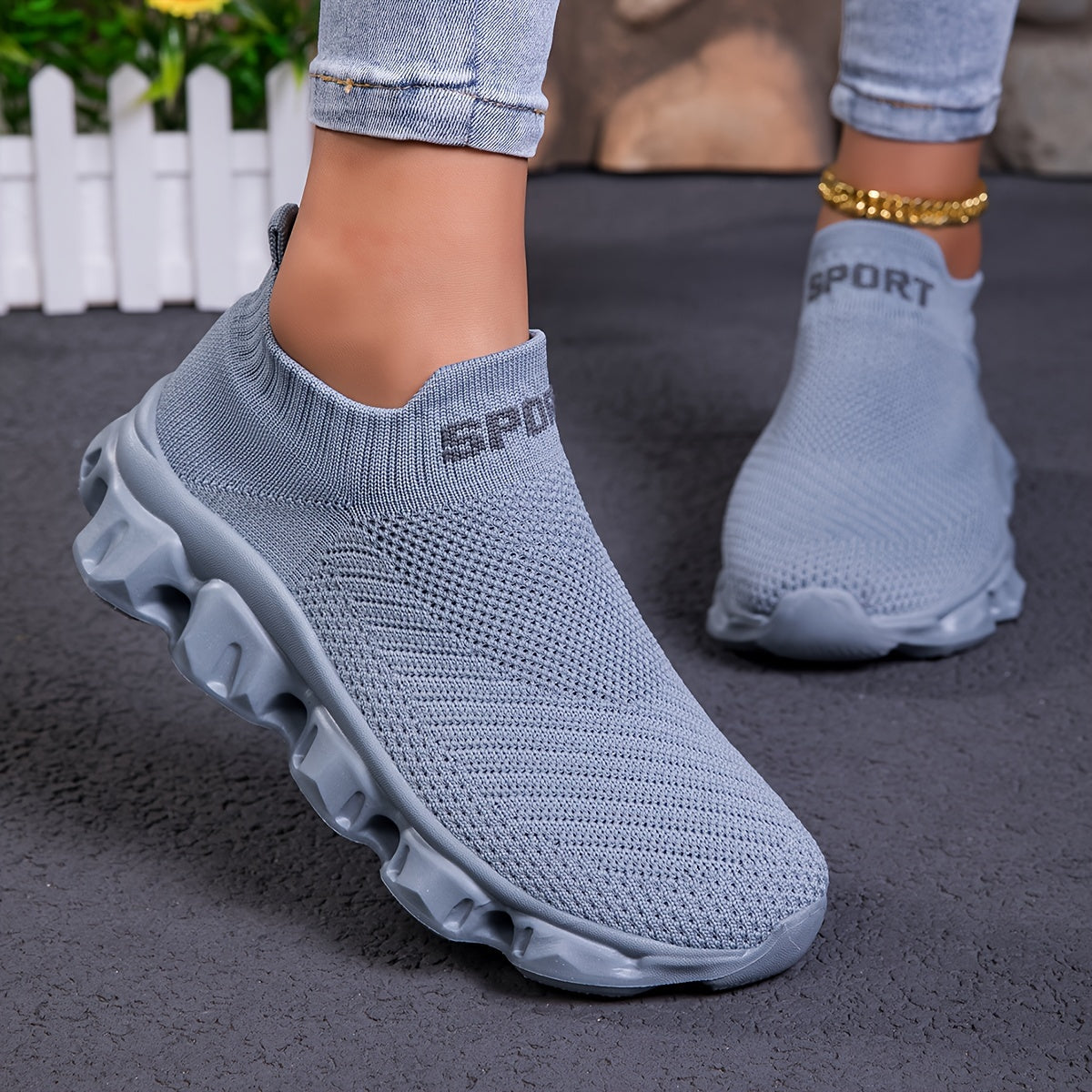 Women's Breathable Knitted Fabric Slip-On Sneakers Casual Athletic Shoes