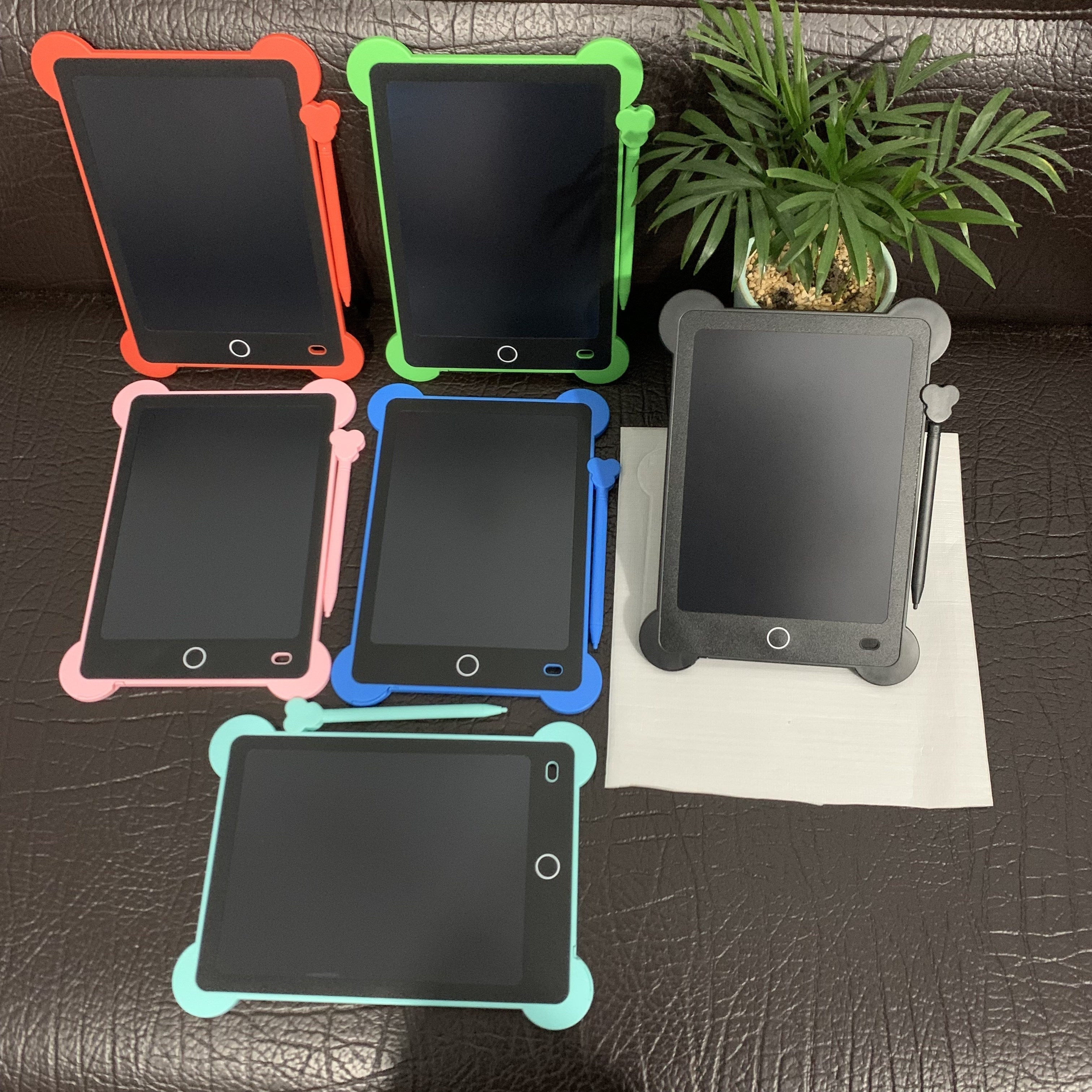 Tableta de escritura LCD de 21.59cm para dibujar y garabatear con borrado con un clic para niños y adultos