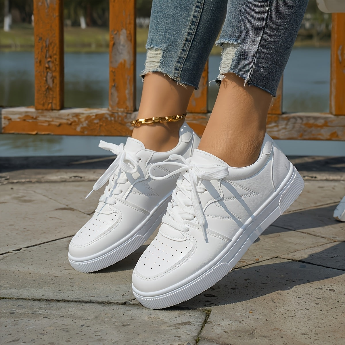 Women's Lightweight Skate Sneakers White Pink Synthetic Upper Breathable Fabric Rubber Sole
