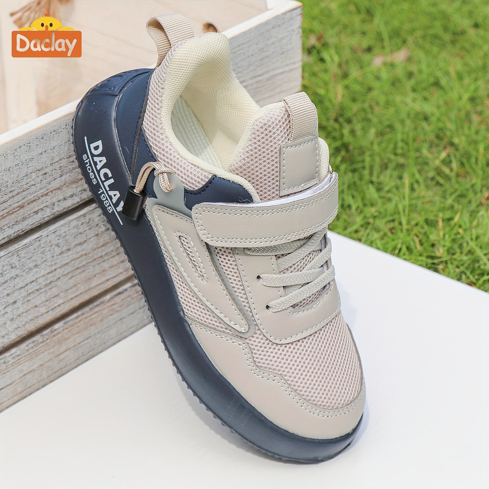 Boys Mesh Sneakers Low Top Breathable Running Basketball Casual Sports Shoes