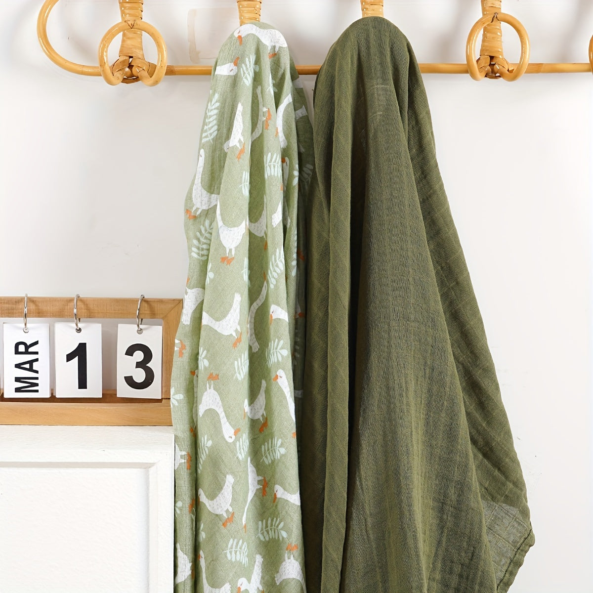 Two-Piece Muslin Cotton Blanket Set 120x110cm for Home and Travel