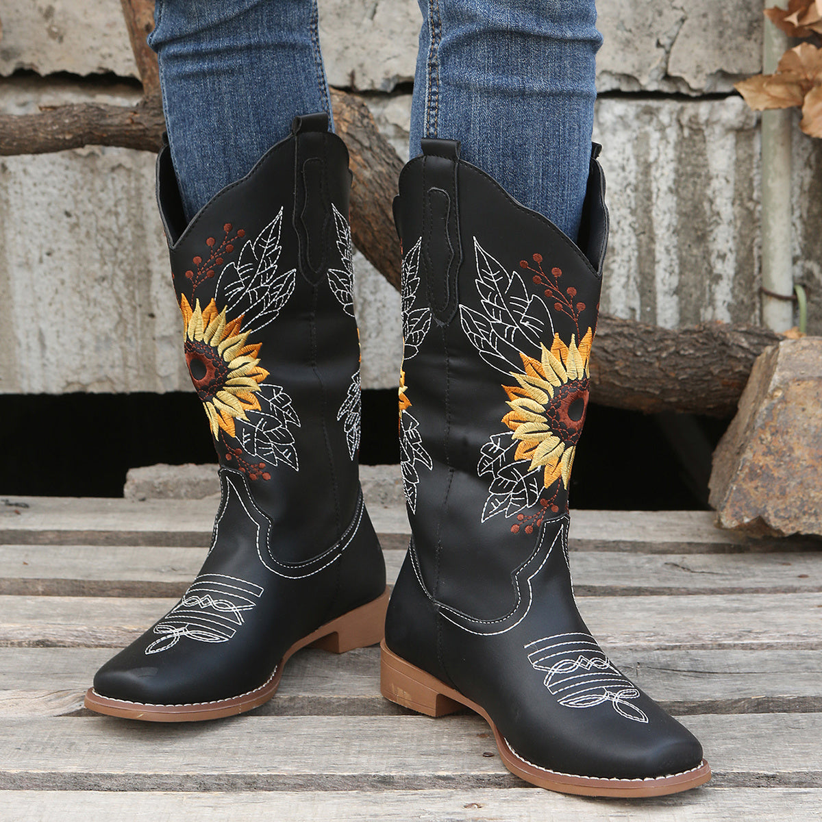 Women's Faux Leather Embroidered Mid Calf Western Boots