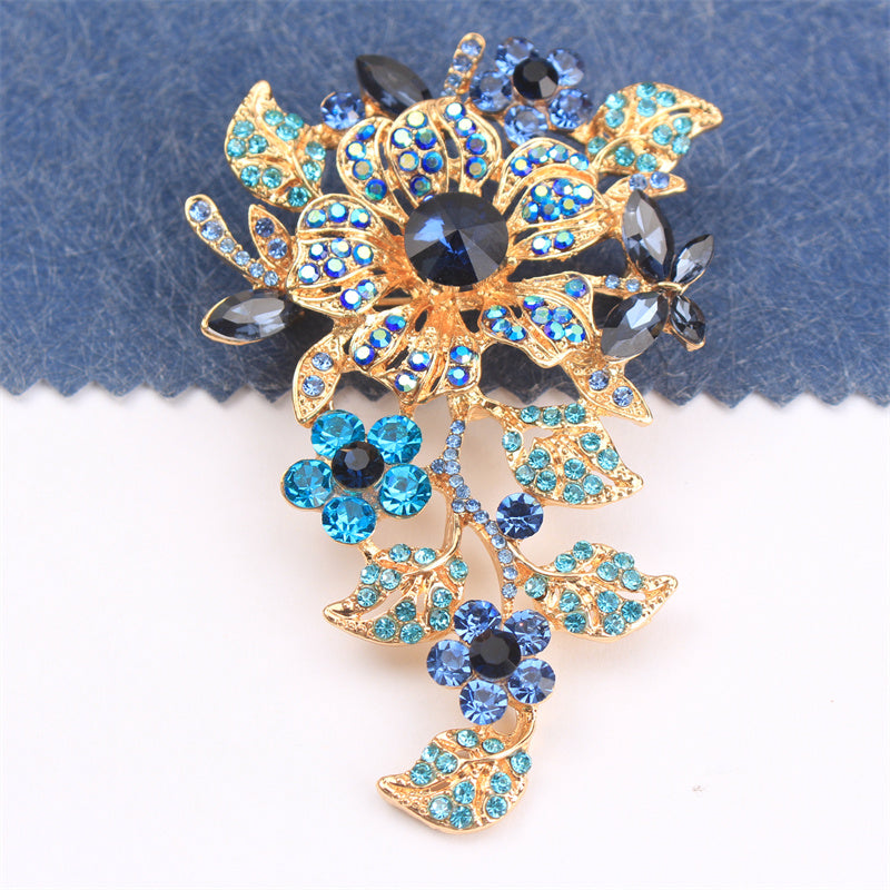 Rhinestone Floral Brooch Faux Flower Pin for Outfits Purses Hats Unconventional Shape