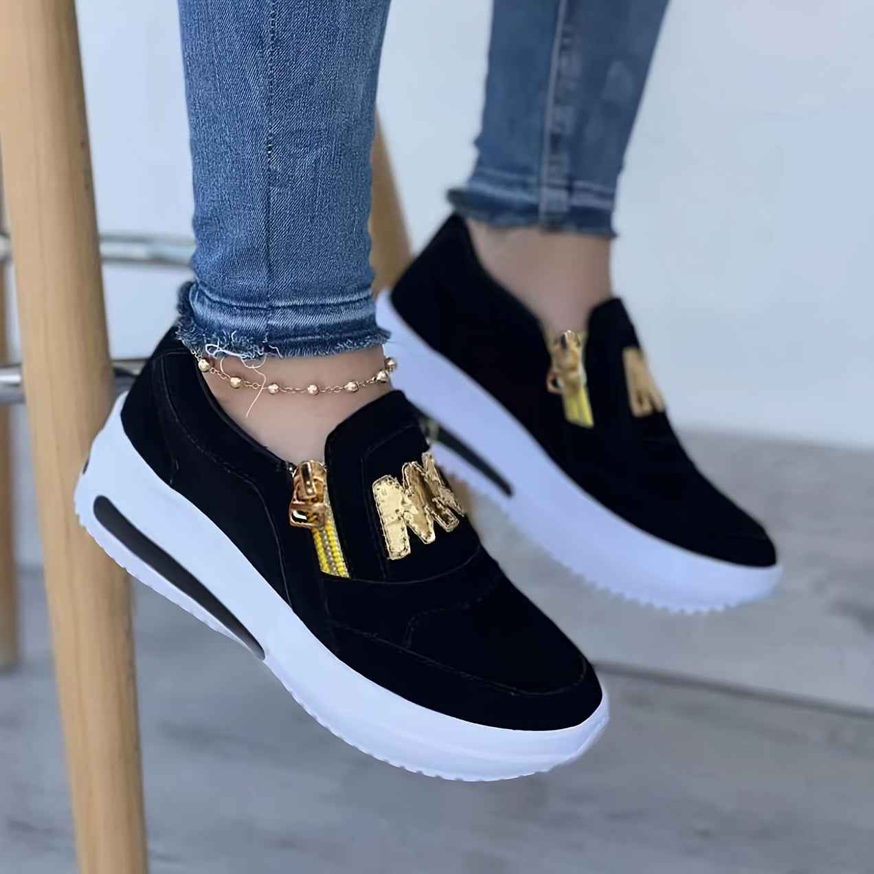 Women's Slip-On Low Top Walking Shoes Casual Sneakers with Non-Slip TPU Sole