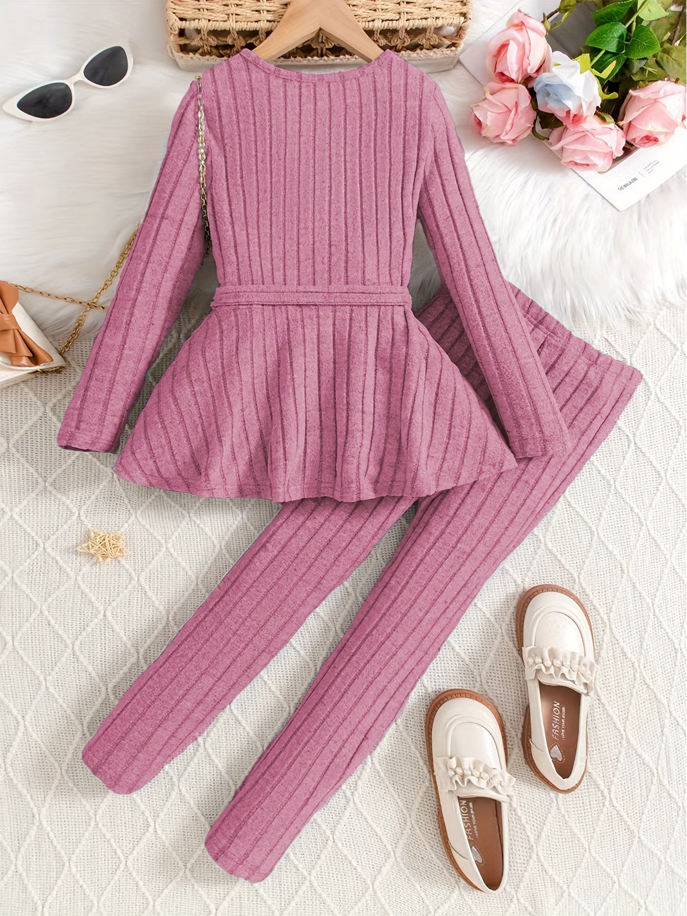 2025-yilgi zamonaviy bahor va yoz legginslari, yumshoq va teriga do'st, ochiq havoda kiyish uchun mukammal.