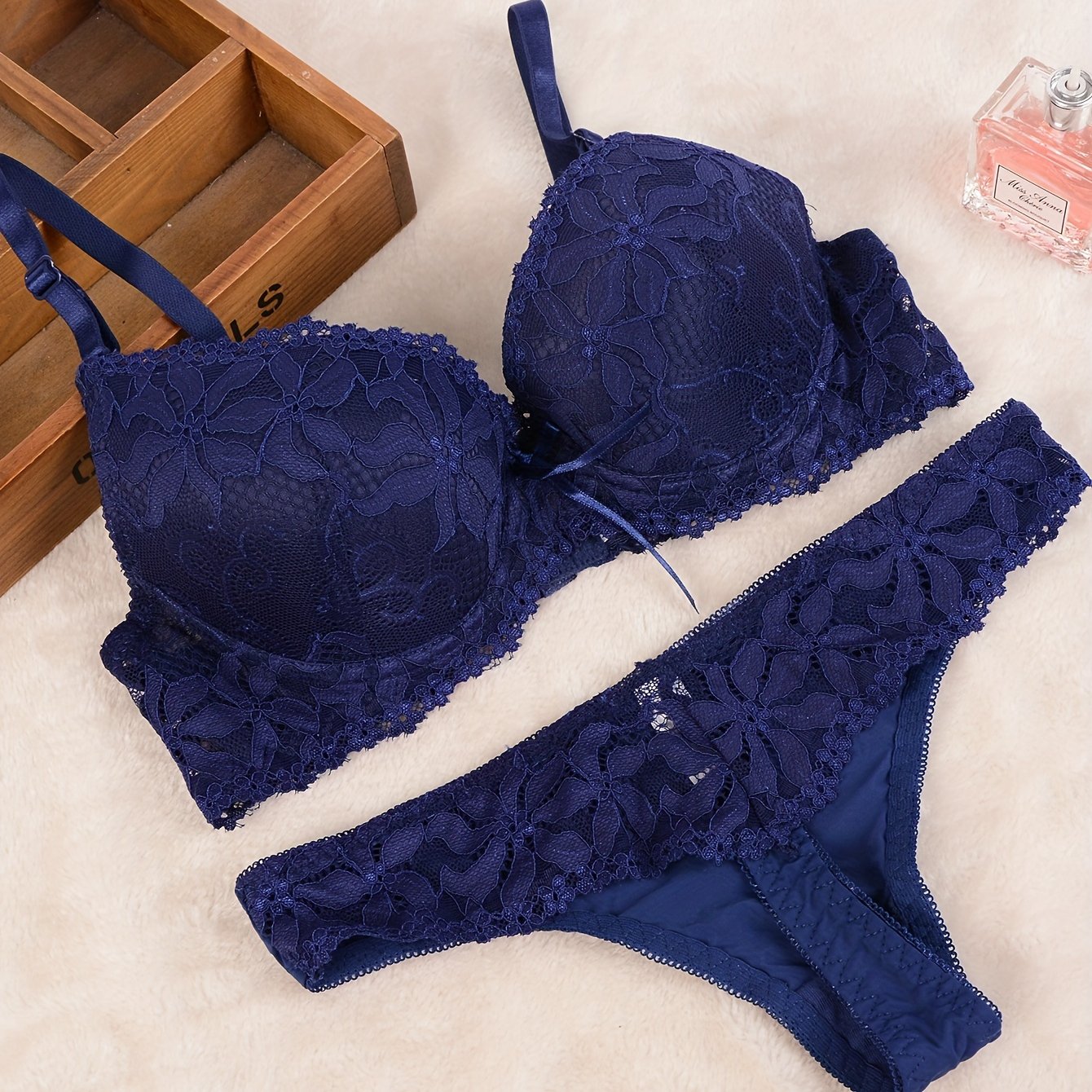 Black Lace Lingerie Set for Women Push-Up Bra and Thong Floral Design