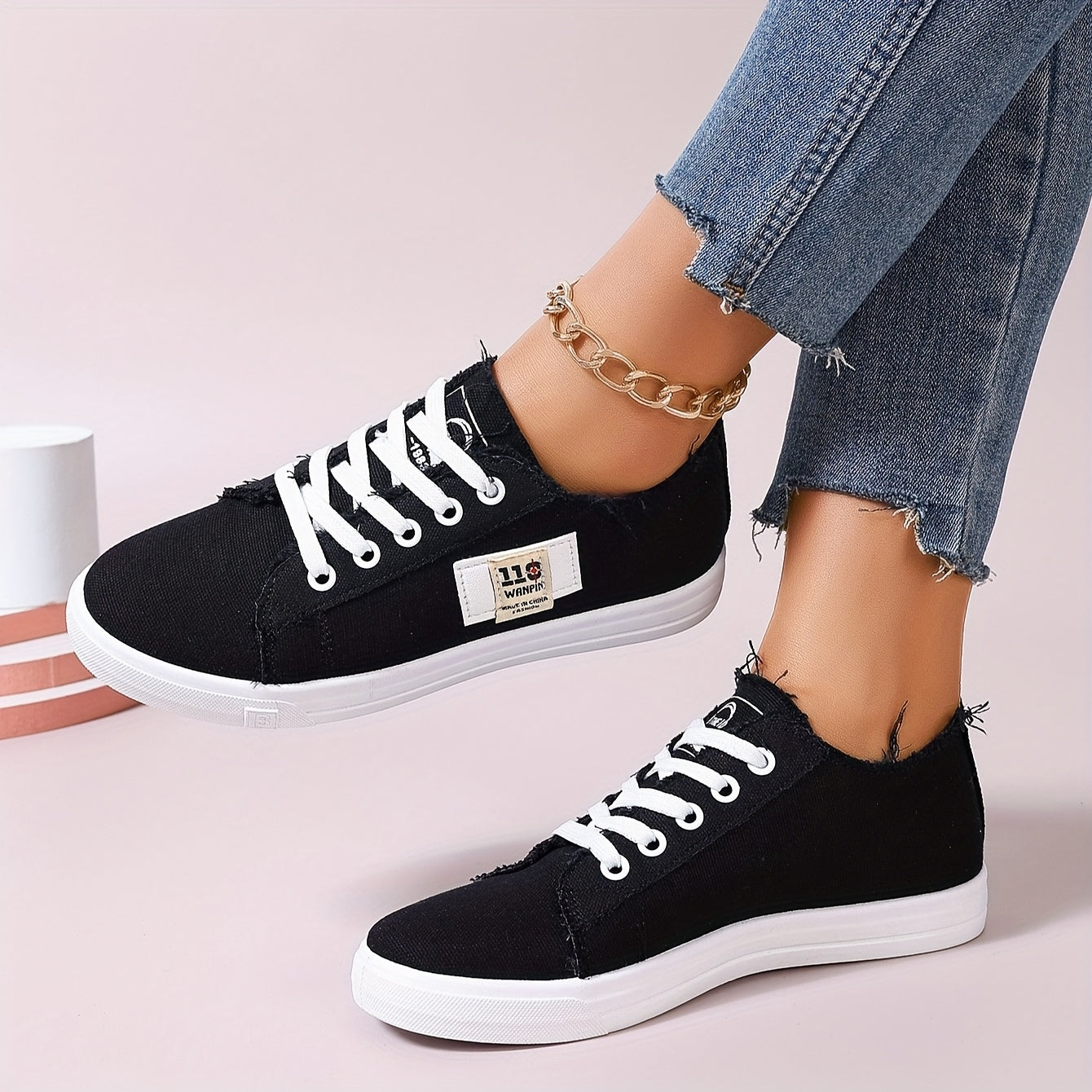 Women's Casual Slip-On Sneakers Light Blue White Black All-Season Fabric