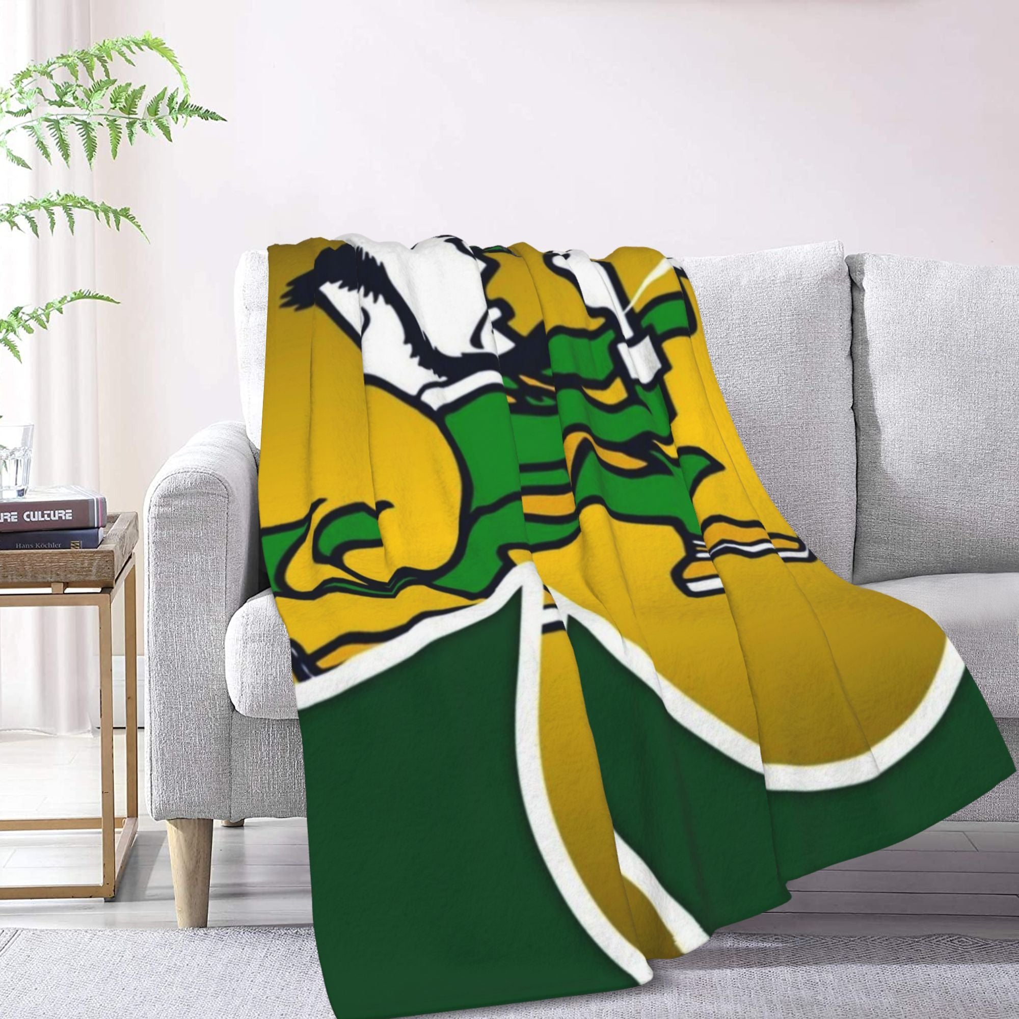 Irish Warrior Fleece Throw Blanket for Bed Sofa Travel Camping All-Season Cozy