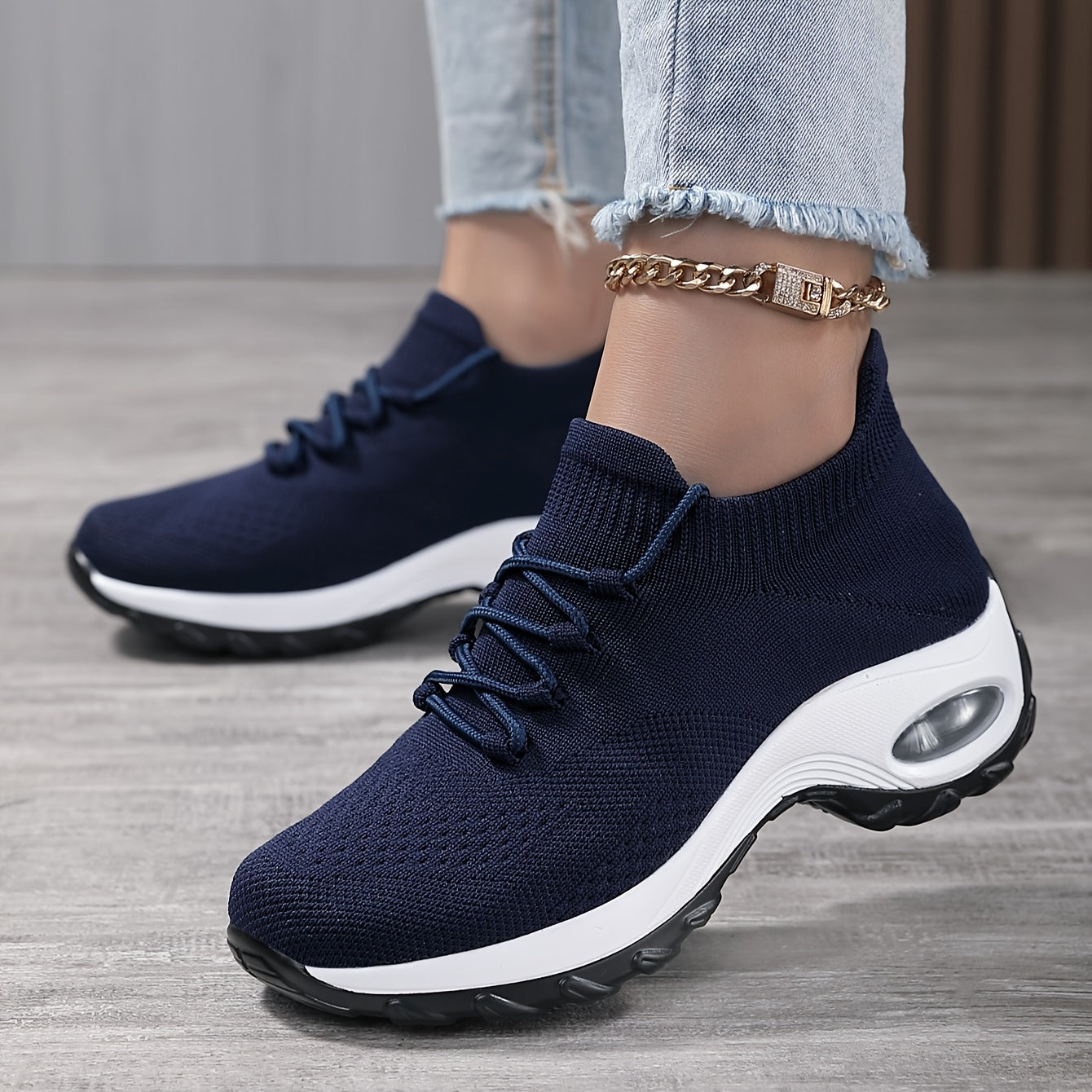 Ayollar uchun kundalik sport poyabzali nafas oladigan yurish sneakerslari