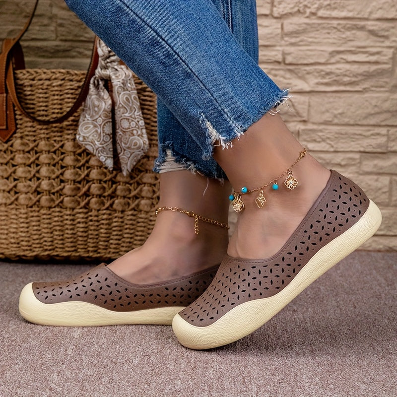 Women's Non-Slip Beach Shoes Flat Sole Cushioned Insole Beige Casual Sandals