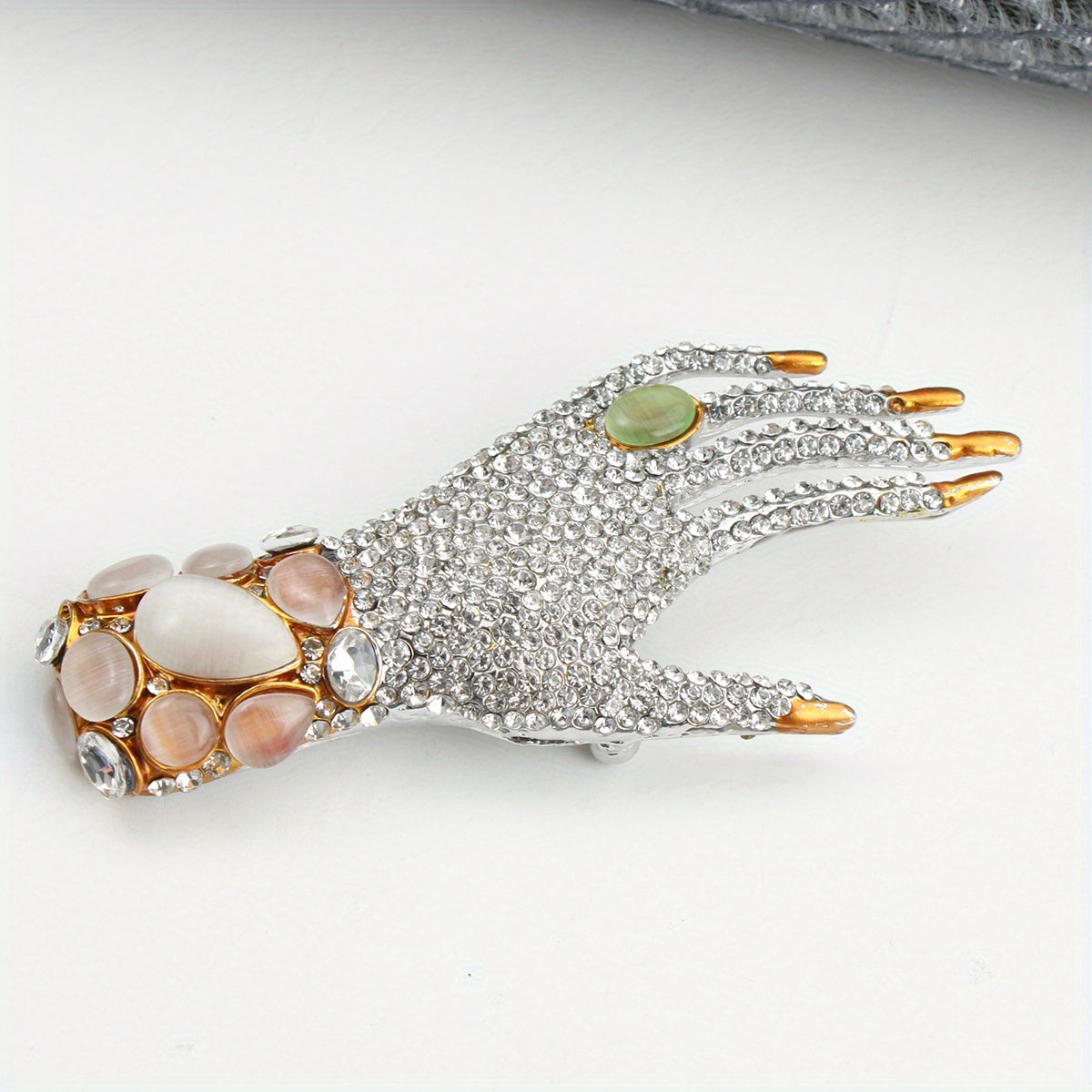 Vintage Rhinestone Brooch Pin with Elegant Design for Women