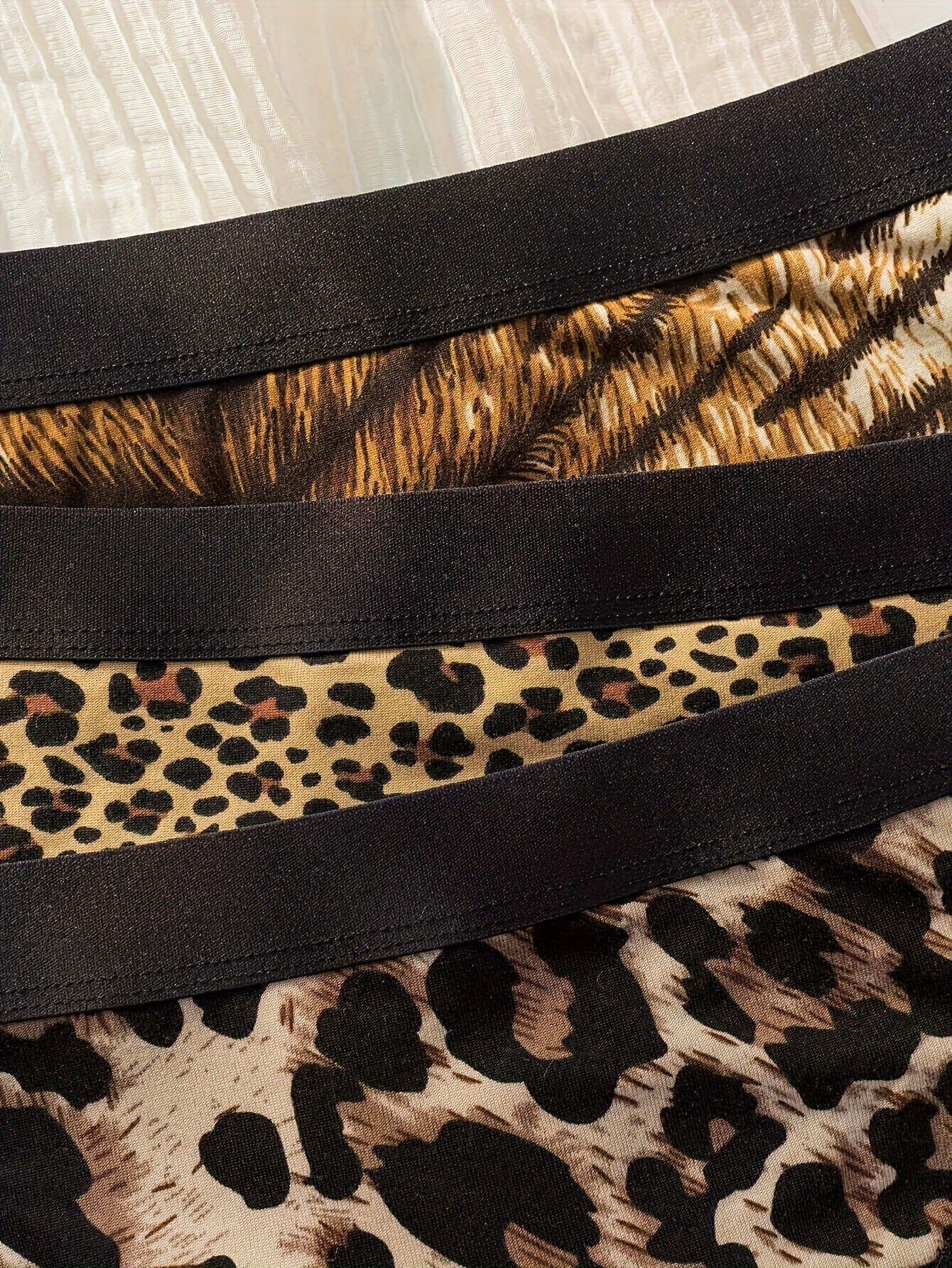 Women’s Sexy Leopard and Zebra Print Thongs 6 Pack Quick-Dry Low-Rise Comfortable