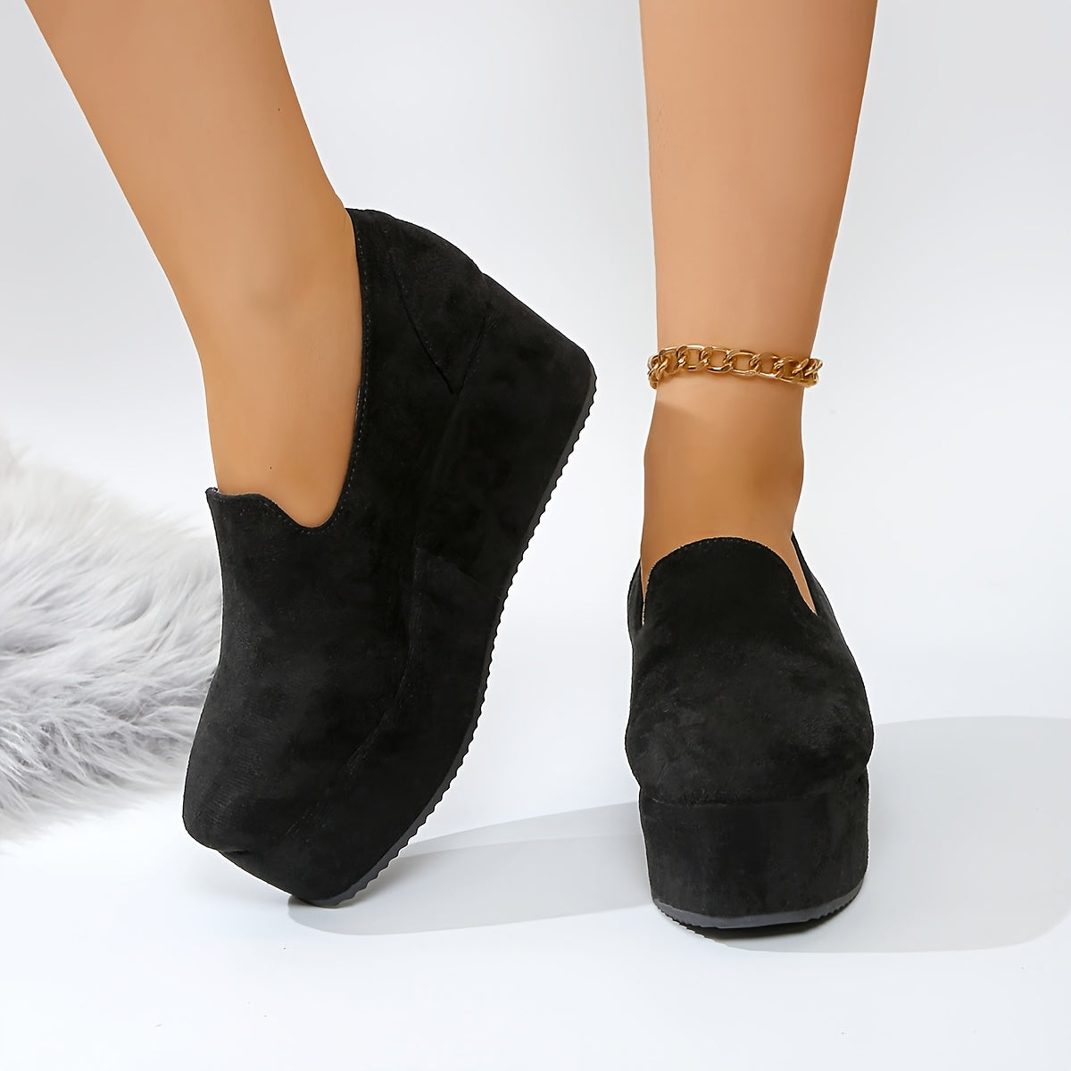 Women's Slip-On Platform Sneakers Soft Fabric Upper Black Casual Footwear