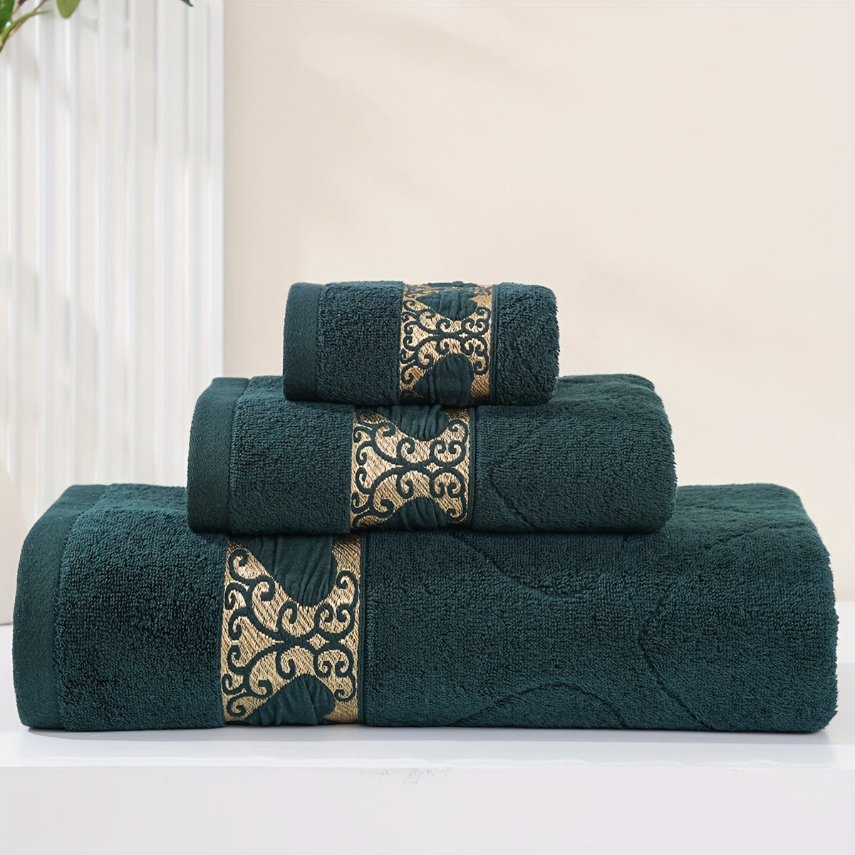 Cotton Jacquard Towel Set 3 Pieces Includes Washcloth Hand Towel Bath Towel Absorbent Quick-Drying Soft